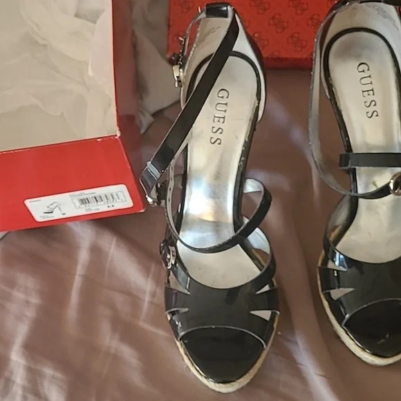 Heels - Picture 2 of 6